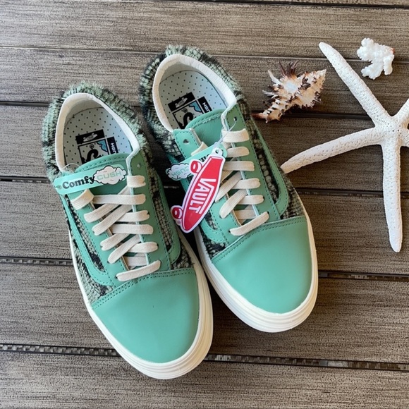 🌴🔆VANS- PLATFORM HAIR STYLES🔆🌴 - Picture 5 of 12